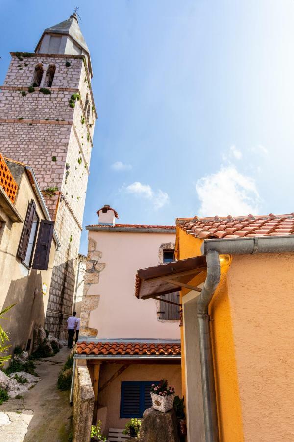 Apartman Verbenia Vrbnik (Primorje-Gorski Kotar) Exterior foto